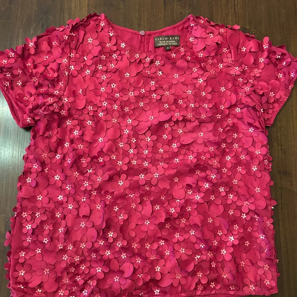 Varun Bahl Red Flower Top - Picture 5 of 12